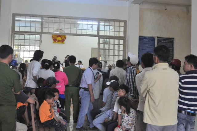 Hối hận, thứ tha và nước mắt trong một phiên tòa đặc biệt... ảnh 5 Hối hận, thứ tha và nước mắt trong một phiên tòa đặc biệt... ảnh 5