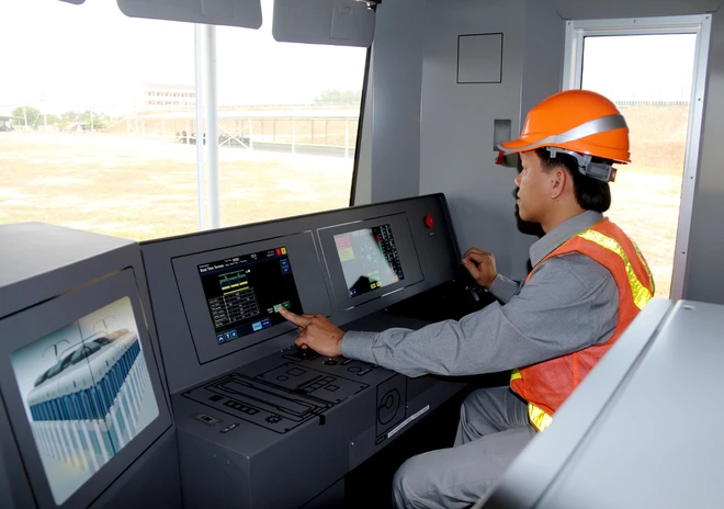 Bên trong metro đầu tiên của Việt Nam ảnh 4 Bên trong metro đầu tiên của Việt Nam ảnh 4