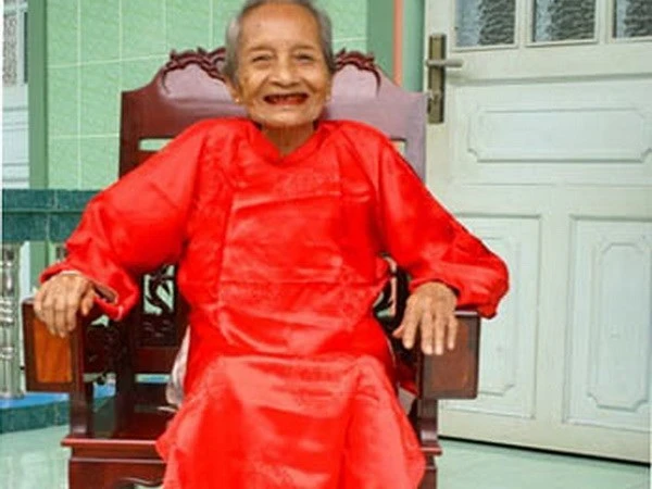 Cụ bà Việt Nam chính thức trở thành cụ bà cao tuổi nhất thế giới ảnh 1