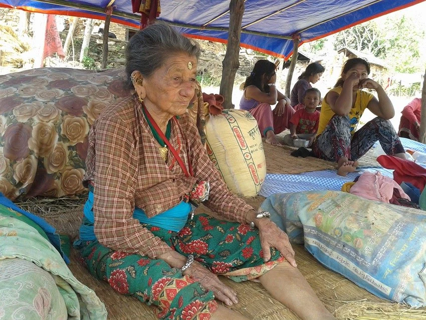 Ở nơi nhiều người chết nhất Nepal ảnh 10