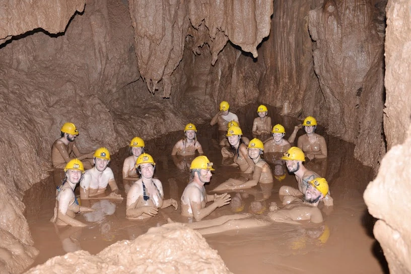 Khám phá 'tắm bùn hang động' tại Phong Nha - Kẻ Bàng ảnh 2 Khám phá 'tắm bùn hang động' tại Phong Nha - Kẻ Bàng ảnh 2