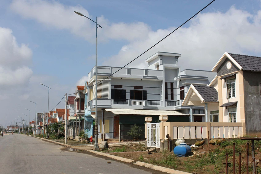 Công bố quyết định công nhận TP Quảng Ngãi là đô thị loại II ảnh 2 Công bố quyết định công nhận TP Quảng Ngãi là đô thị loại II ảnh 2