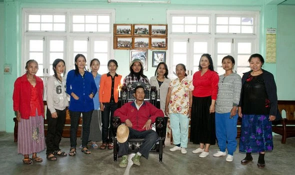 Người đàn ông có 39 vợ và 127 con cháu sống chung nhà ảnh 2