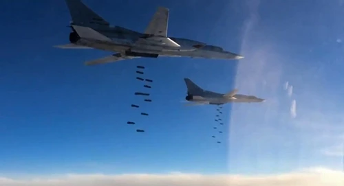Tu-22M3 ném bom xuống các mục tiêu IS ở Syria. Ảnh:Sputnik uy-luc-sat-thu-diet-tau-san-bay-tu-22m3-cua-nga