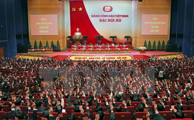 Toàn cảnh phiên bế mạc Đại hội toàn quốc lần thứ XII của Đảng ảnh 9 Toàn cảnh phiên bế mạc Đại hội toàn quốc lần thứ XII của Đảng ảnh 9