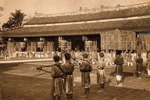 tết trong cung vua phủ chúa ngày xưa hình 0 tet trong cung vua phu chua ngay xua hinh 0