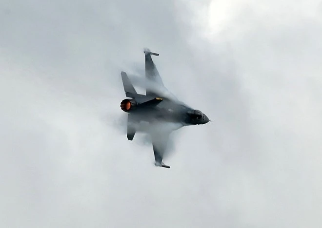 Những chiến đấu cơ nổi bật nhất tại Singapore Airshow ảnh 6