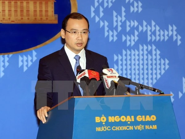 Trao công hàm phản đối việc Trung Quốc đưa tên lửa đến Hoàng Sa ảnh 1