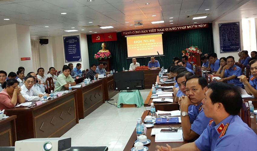 Mặt trận tham gia tuyển chọn kiểm sát viên ảnh 1