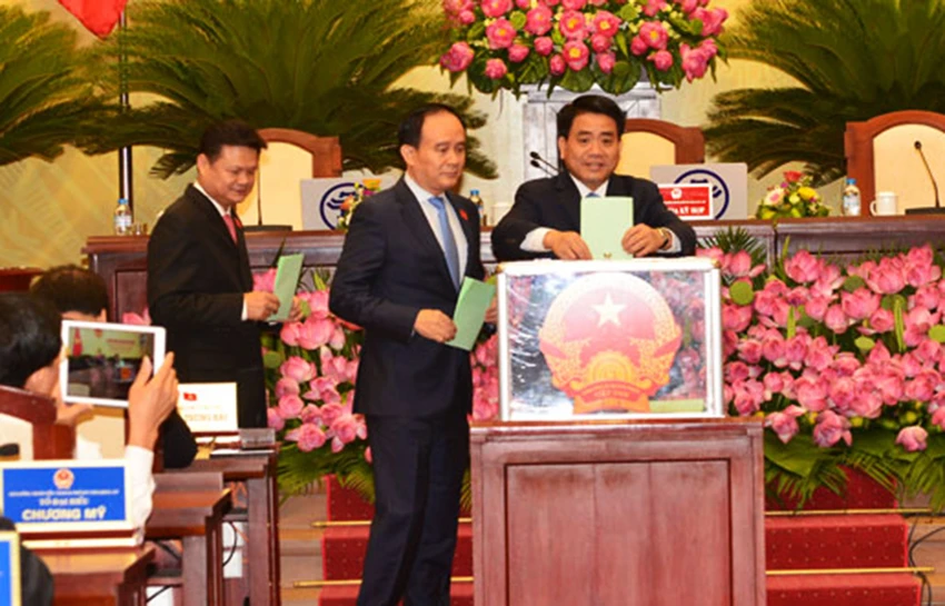 Ông Nguyễn Đức Chung tái đắc cử chức chủ tịch UBND TP Hà Nội ảnh 1 Ông Nguyễn Đức Chung tái đắc cử chức chủ tịch UBND TP Hà Nội ảnh 1