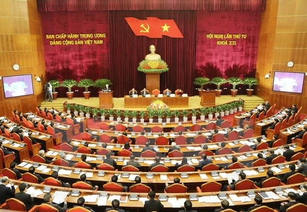 Trung ương thảo luận về 'tự diễn biến, tự chuyển hóa' ảnh 1