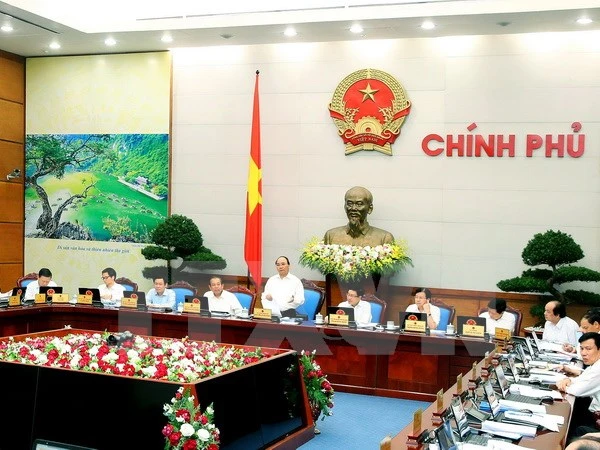 2 tháng cuối năm không tăng giá điện, giá dịch vụ y tế ảnh 1