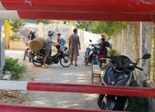 Ấm tình người tại nơi cách ly 5.000 dân thôn Văn Lâm 3