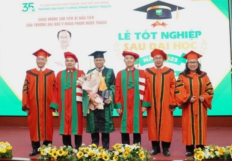 truong-đh-y-khoa-pham-ngoc-thach.jpg