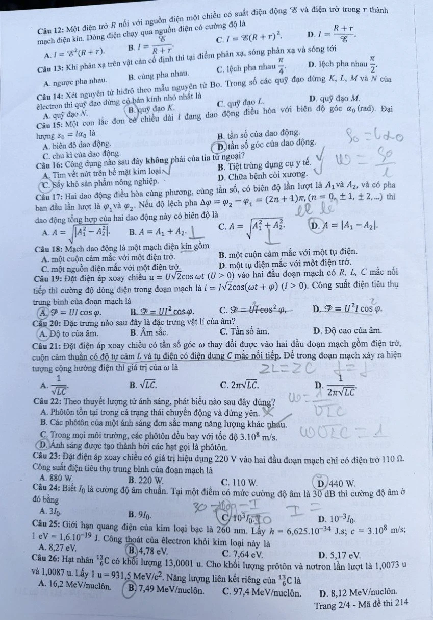 vật lý 2.jpg