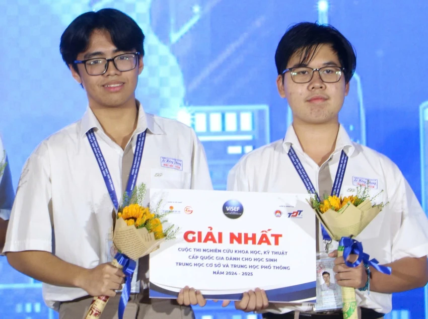 p13-3-50-nam-giao-duc-h3-7764-2743.jpg