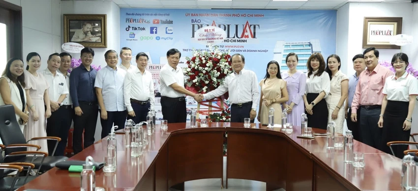 bao-phap-luat-tp-8-9029-1760.jpg