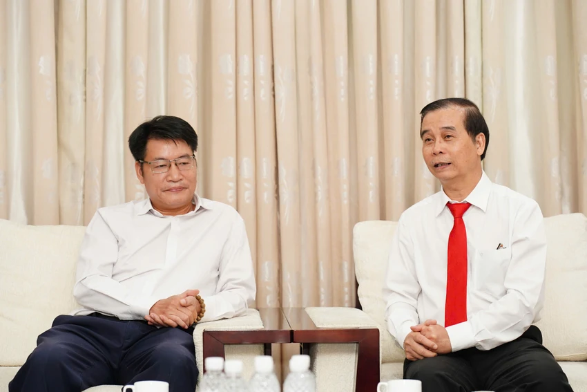 bao-phap-luat-tp-hcm-bao-chi-3-9330-4491.jpg