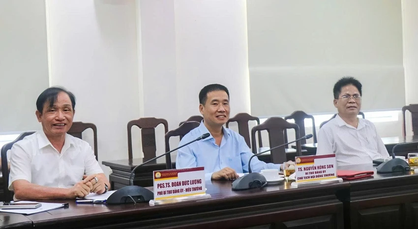 hoi-dong-truong-15.jpeg