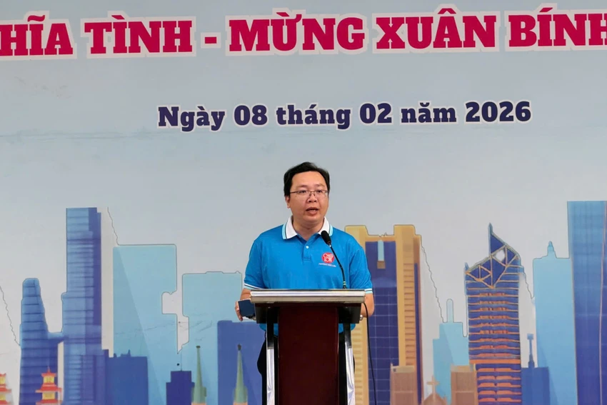 7tp-hcm-phuong-cho-lon-to-chuc-cham-lo-tet-cho-nguoi-dan.jpg