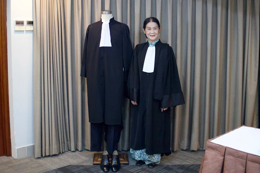 2trien-khai-ao-choang-luat-su-can-nhac-ky-yeu-to-thoi-tiet-.jpg