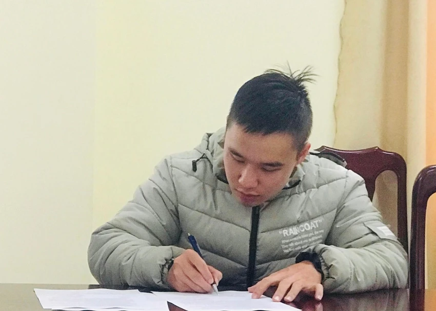 Nguyễn Hoàng Minh tại cơ quan công an. Ảnh CACC Nguyễn Hoàng Minh tại cơ quan công an. Ảnh CACC