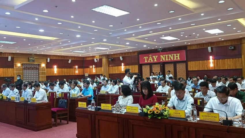Hội nghị “Quán triệt, tuyên truyền và triển khai các nhiệm vụ, giải pháp về chuyển đổi số tỉnh Tây Ninh năm 2022. Ảnh Sở TTTT Hội nghị “Quán triệt, tuyên truyền và triển khai các nhiệm vụ, giải pháp về chuyển đổi số tỉnh Tây Ninh năm 2022. Ảnh Sở TTTT