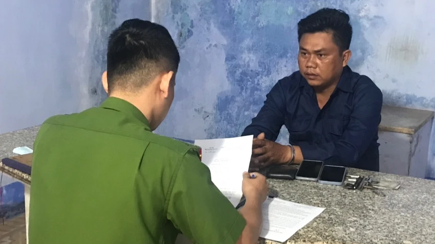 Huỳnh Phú Quốc liên tiếp gây ra các vụ trộm. Ảnh: VÕ TÙNG Huỳnh Phú Quốc liên tiếp gây ra các vụ trộm. Ảnh: VÕ TÙNG