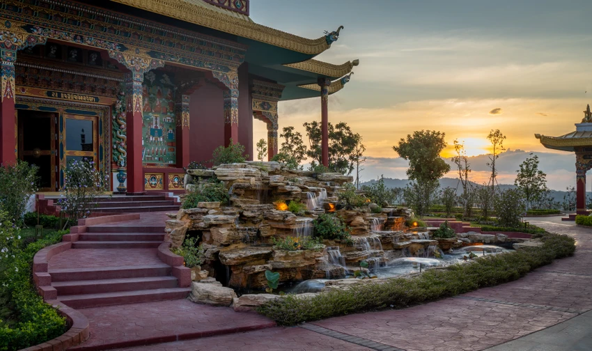 Bình minh trên Samten Hills Dalat Bình minh trên Samten Hills Dalat