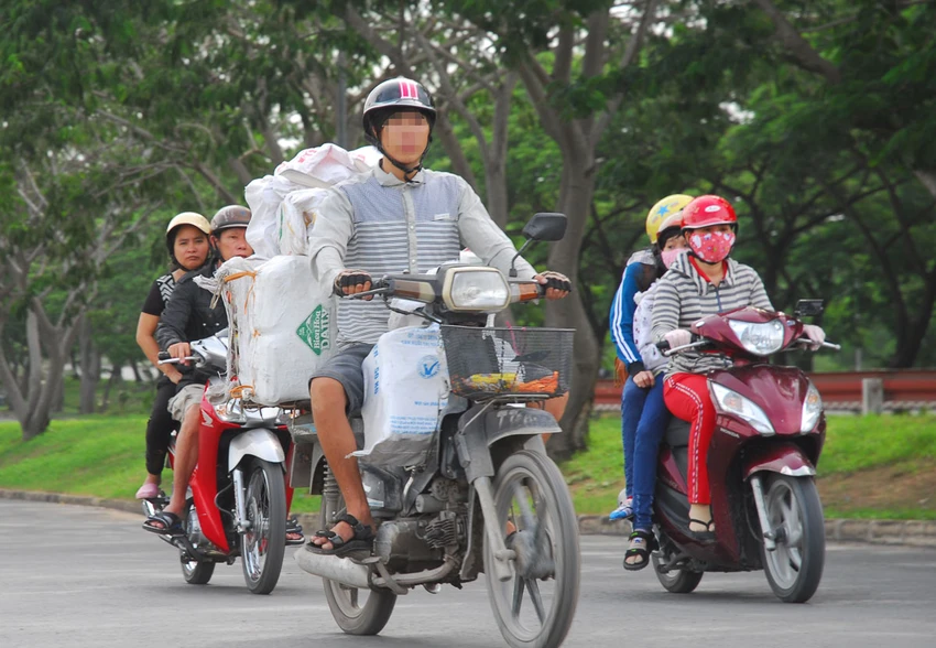 1 đề nghị để CSGT ra tay với xe hết đát ảnh 1