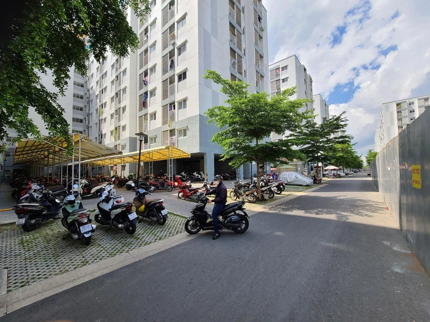Các doanh nghiệp cho rằng lợi nhuận từ việc thực hiện dự án nhà ở xã hội quá ít khiến doanh nghiệp không mặn mà thực hiện. Ảnh: KIÊN CƯỜNG Các doanh nghiệp cho rằng lợi nhuận từ việc thực hiện dự án nhà ở xã hội quá ít khiến doanh nghiệp không mặn mà thực hiện. Ảnh: KIÊN CƯỜNG