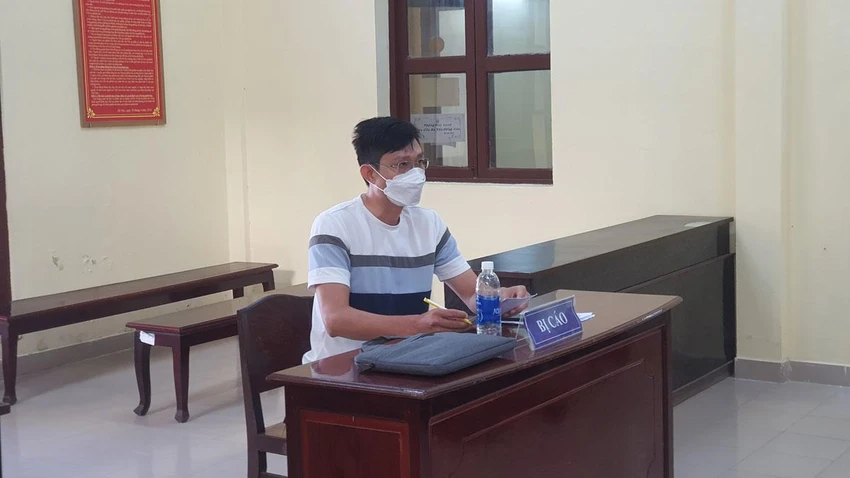 Ông Huỳnh Thanh Lam tại phiên xử trước khi VKS rút hồ sơ. Ảnh: TRẦN VŨ Ông Huỳnh Thanh Lam tại phiên xử trước khi VKS rút hồ sơ. Ảnh: TRẦN VŨ