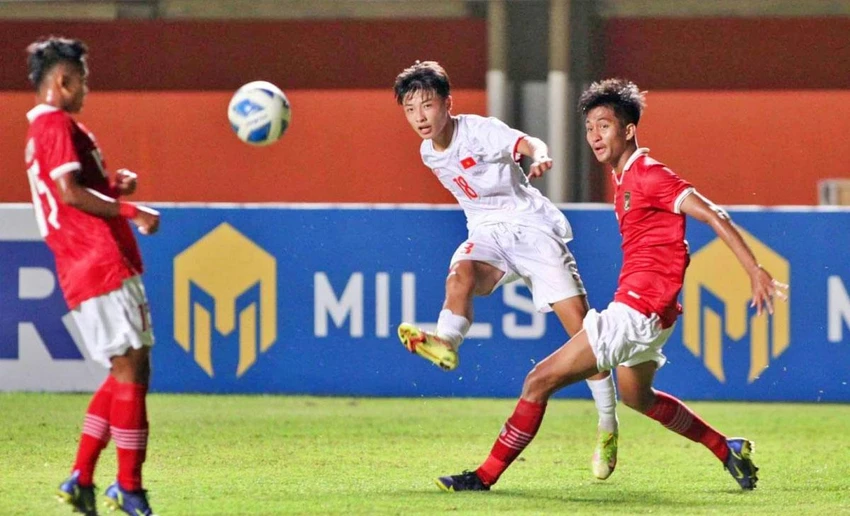 U-16 Việt Nam trong trận thua ngược Indonesia thật đáng tiếc. Ảnh: AFF
