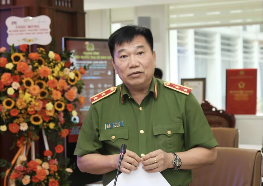Từ 1-1-2023, sẽ không thu hồi sổ hộ khẩu nữa ảnh 1 Từ 1-1-2023, sẽ không thu hồi sổ hộ khẩu nữa ảnh 1