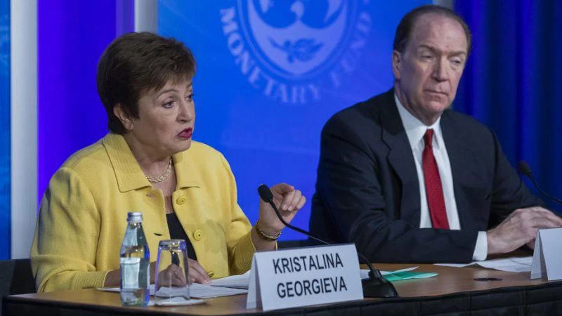 Giám đốc IMF Kristalina Georgieva (trái) và Chủ tịch WB David Malpass. Ảnh: EPA-EFE Giám đốc IMF Kristalina Georgieva (trái) và Chủ tịch WB David Malpass. Ảnh: EPA-EFE