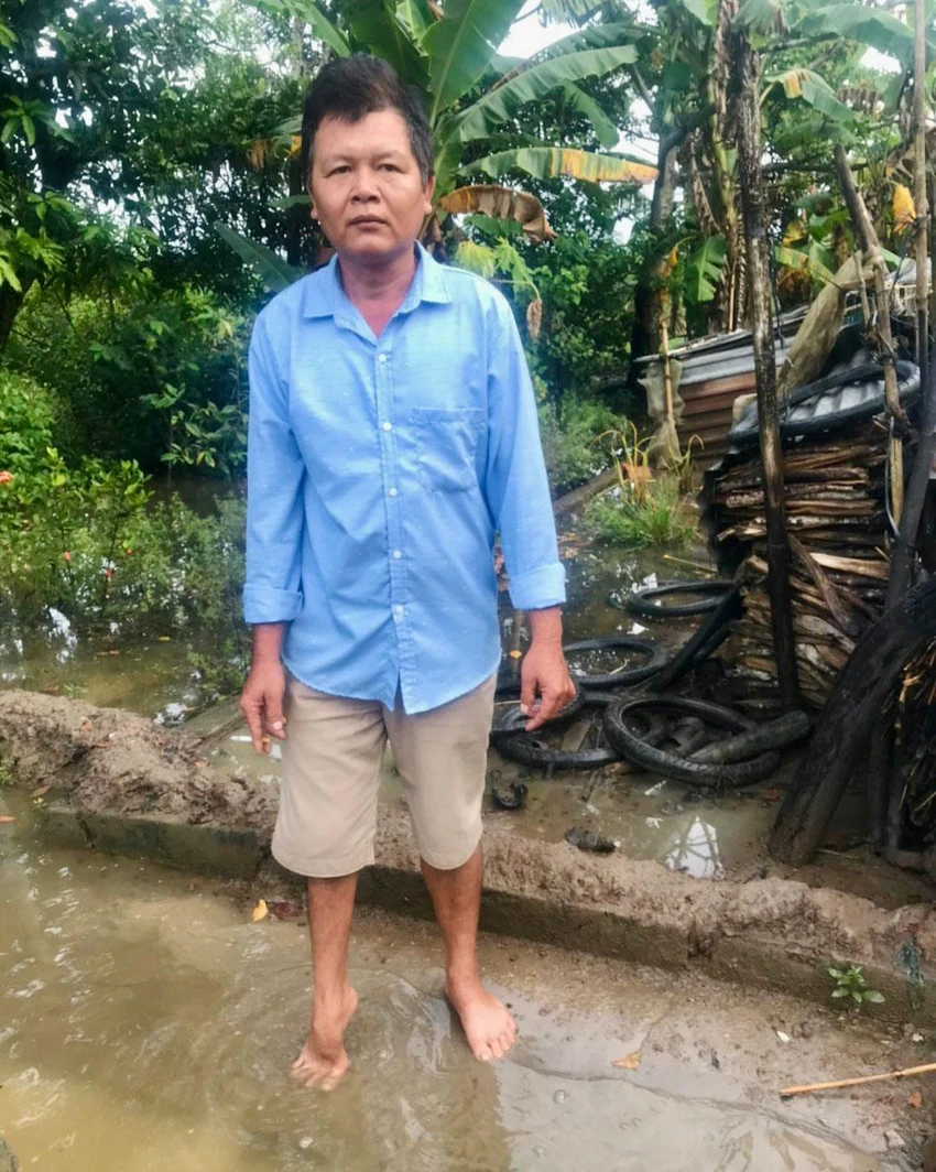 Bị hại Bùi Văn Thành tại căn nhà nơi ông bị chém 12 năm trước. Ảnh: HD Bị hại Bùi Văn Thành tại căn nhà nơi ông bị chém 12 năm trước. Ảnh: HD