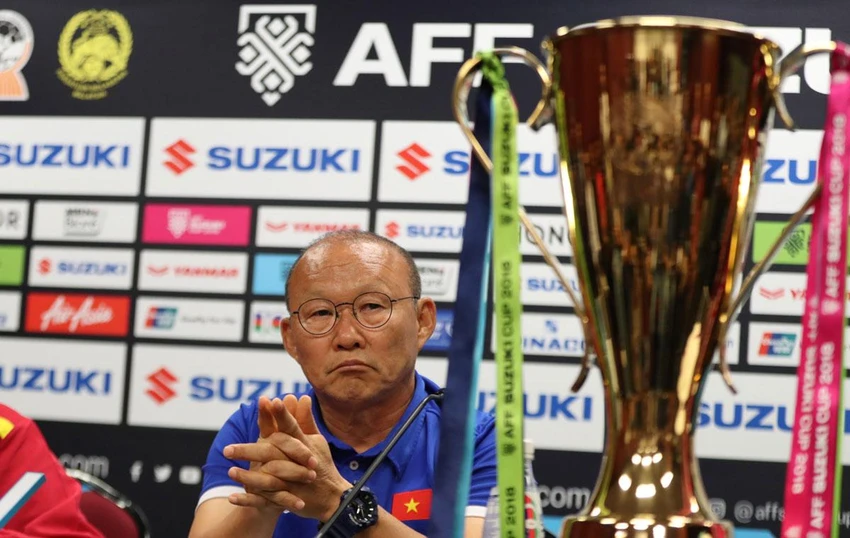 AFC đánh giá rất cao HLV Park Hang-seo, người đã đưa đội tuyển Việt Nam vô địch AFF Cup 2018. Ảnh: ANH ĐỒNG AFC đánh giá rất cao HLV Park Hang-seo, người đã đưa đội tuyển Việt Nam vô địch AFF Cup 2018. Ảnh: ANH ĐỒNG