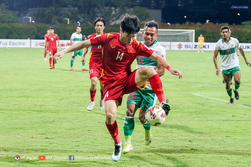 AFF Cup 2021 VN và Indonesia hòa 0-0 tại vòng bảng nhưng sau đó Indonesia vào chung kết, còn VN gặp Thái Lan ở bán kết và dừng bước. Ảnh: VFF