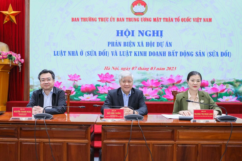 Bộ Xây dựng cho biết sẽ tiếp thu các ý kiến và giải trình cụ thể trong quá trình xây dựng luật. Ảnh: CHÂN LUẬN Bộ Xây dựng cho biết sẽ tiếp thu các ý kiến và giải trình cụ thể trong quá trình xây dựng luật. Ảnh: CHÂN LUẬN