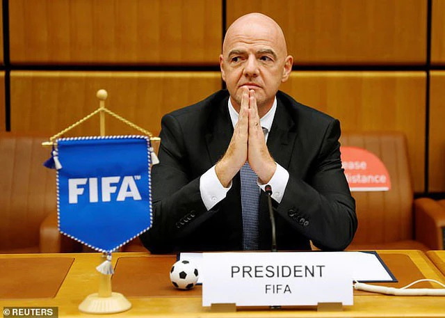 Chủ tịch FIFA Gianni Infantino cho biết ông rất thất vọng khi nghe báo cáo về vụ loạn đả trong trận chung kết SEA Games 32. Ảnh: REUTERS Chủ tịch FIFA Gianni Infantino cho biết ông rất thất vọng khi nghe báo cáo về vụ loạn đả trong trận chung kết SEA Games 32. Ảnh: REUTERS