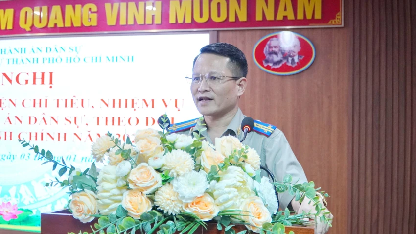 Ông Nguyễn Văn Hòa, Cục trưởng Cục Thi hành án dân sự TP.HCM. Ảnh: CẨM TÚ Ông Nguyễn Văn Hòa, Cục trưởng Cục Thi hành án dân sự TP.HCM. Ảnh: CẨM TÚ