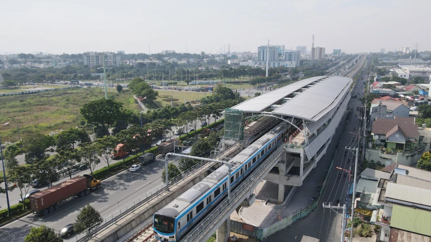 Việc TP.HCM được trao quyền thí điểm mô hình phát triển đô thị theo định hướng phát triển giao thông công cộng (TOD) sẽ giúp tạo sự đồng bộ trong phát triển đô thị và giao thông của TP. Ảnh: NGUYỆT NHI Việc TP.HCM được trao quyền thí điểm mô hình phát triển đô thị theo định hướng phát triển giao thông công cộng (TOD) sẽ giúp tạo sự đồng bộ trong phát triển đô thị và giao thông của TP. Ảnh: NGUYỆT NHI