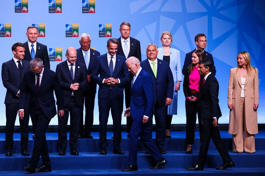 Lãnh đạo các nước NATO dự hội nghị thượng đỉnh của khối tại Lithuania ngày 11-7. Ảnh: REUTERS Lãnh đạo các nước NATO dự hội nghị thượng đỉnh của khối tại Lithuania ngày 11-7. Ảnh: REUTERS