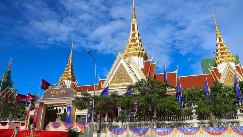 Trụ sở Quốc hội Campuchia ở thủ đô Phnom Penh. Ảnh: THE PHNOM PENH POST Trụ sở Quốc hội Campuchia ở thủ đô Phnom Penh. Ảnh: THE PHNOM PENH POST