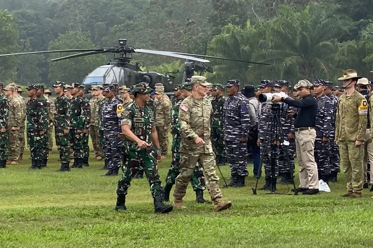 Các binh sĩ tham gia cuộc tập trận “Siêu lá chắn Garuda” ở Indonesia hồi năm ngoái. Ảnh: KOMPAS (garuda.jpg) Các binh sĩ tham gia cuộc tập trận “Siêu lá chắn Garuda” ở Indonesia hồi năm ngoái. Ảnh: KOMPAS (garuda.jpg)