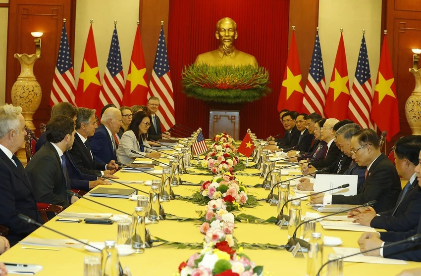Đoàn đại biểu cấp cao hai nước tiến hành hội đàm. Ảnh: TTXVN Đoàn đại biểu cấp cao hai nước tiến hành hội đàm. Ảnh: TTXVN