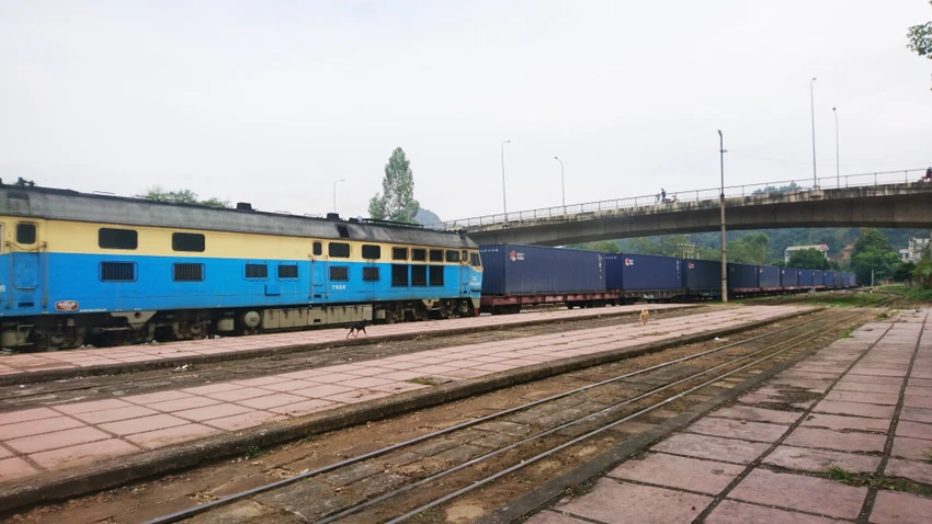 P9-Bai_vietlong_nienhanxe_1h-thylan.JPG