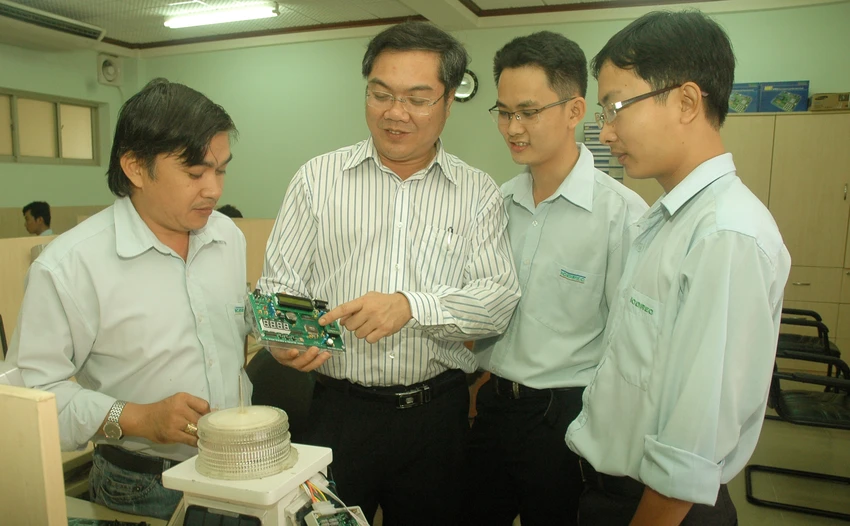P2_chinh_nhompv_ttam.jpg