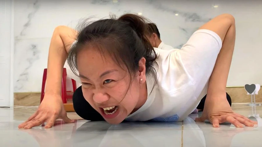 Một đối tượng giả làm quỷ phục vụ ý đồ của ông Truyền và Thương. Một đối tượng giả làm quỷ phục vụ ý đồ của ông Truyền và Thương.