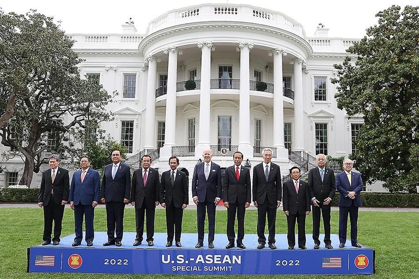Tổng thống Mỹ Joe Biden và lãnh đạo các nước thành viên ASEAN. Ảnh: TTXVN Tổng thống Mỹ Joe Biden và lãnh đạo các nước thành viên ASEAN. Ảnh: TTXVN